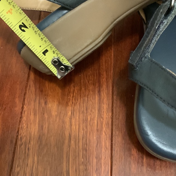 Naturalizer blue wedge sandals with Velcro straps 8.5 - Picture 11 of 14